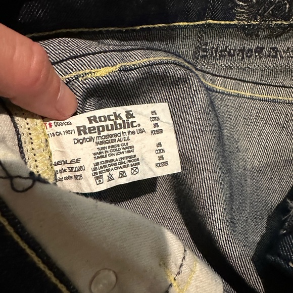 Rock & Republic Jeans - Picture 3 of 8